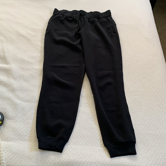 lululemon on the fly jogger - Picture 2 of 4